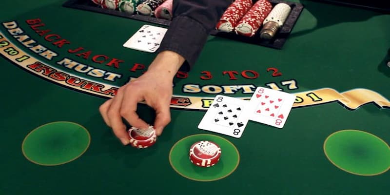 Hướng dẫn cách chơi bài baccarat chuẩn xác từ chuyên gia 2 Đôi nét về game bài baccarat Max88